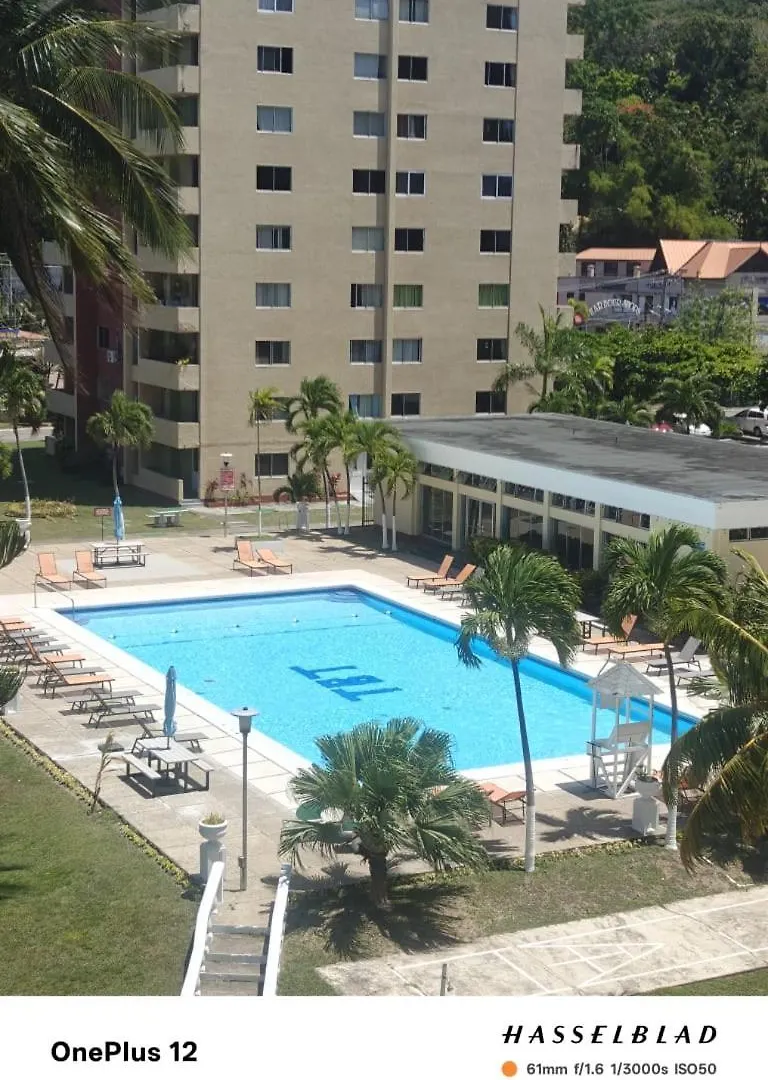 Peaceful Ambiance Awaits At Turtle Beach Tower Ocho Rios 0*,  Jamajka